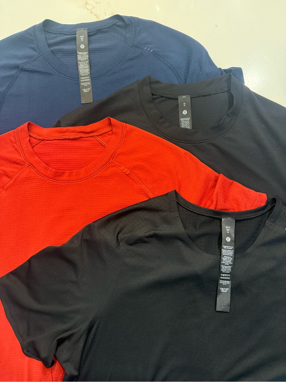 lululemon athletica Crew Neck Short Sleeve Tees - Black, Red, Navy